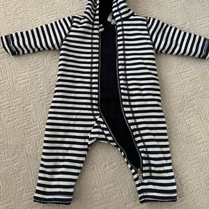 Hanna Andersson Reversible Bunting 6-12 months